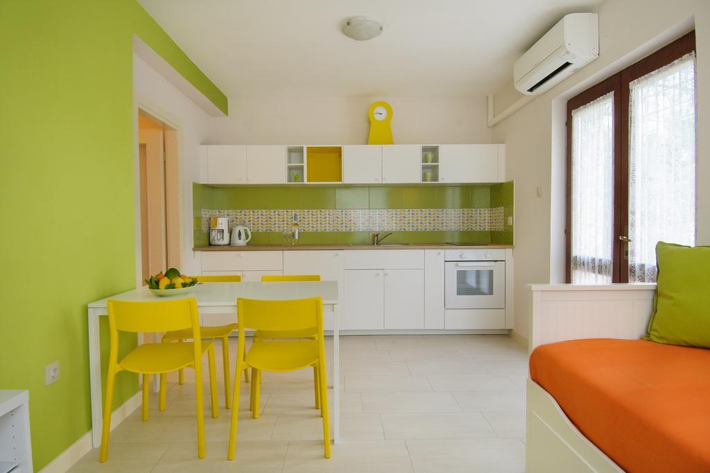 Studio And Apartment Nadia With Garden بوريتش المظهر الخارجي الصورة